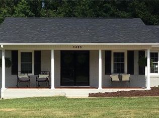 1405 Sumner Rd, Thomasville, NC 27360