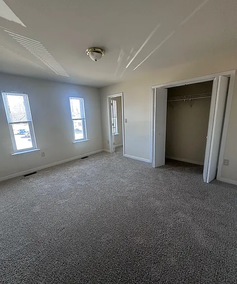100 Oak Ave — Photo 3