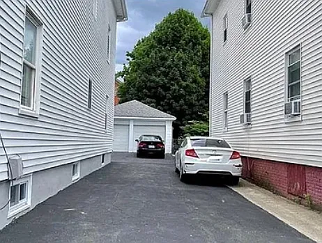 56 Vinton St #3 — Photo 9