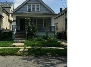 57 Roslyn St, Buffalo, NY 14211