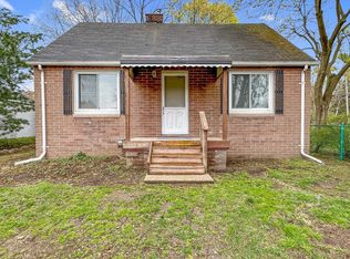 1231 S Edison Ave, Bloomfield Hills, MI 48302