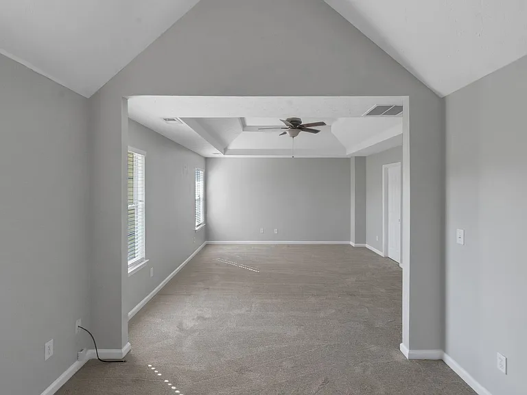 240 Dairyland Dr — Photo 19
