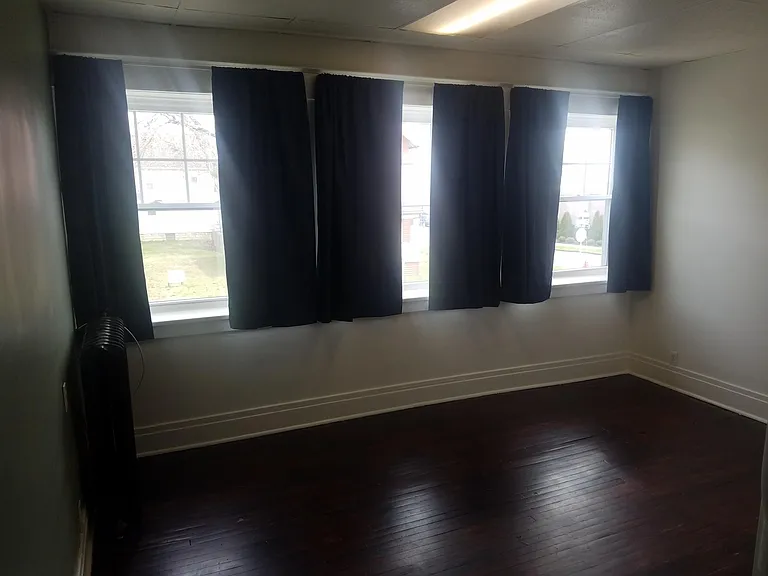 389 Abbott Rd #B — Photo 17