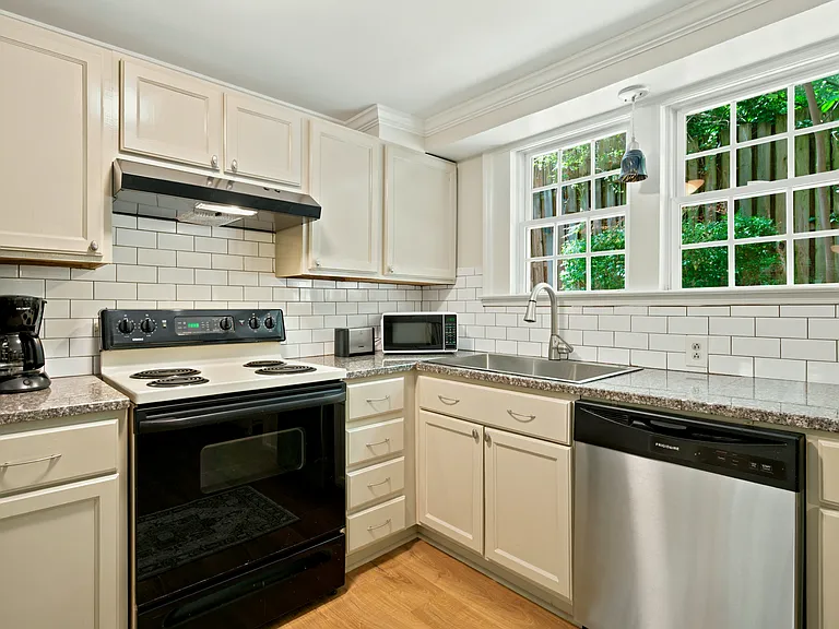 2232 Forrest Pl NW #2 — Photo 6