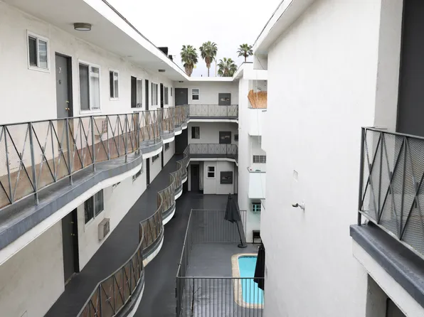 1600 N Bronson Ave, 1600 N Bronson Ave APT 17, Los Angeles, CA 90028
