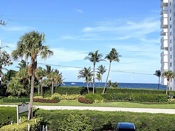 2nd image of 2929 S Ocean Blvd #2010