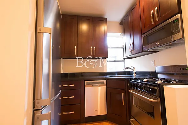 Rented by Brick&Mortar | media 12