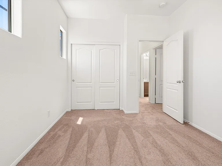 5185 Silent Valley Ave — Photo 21