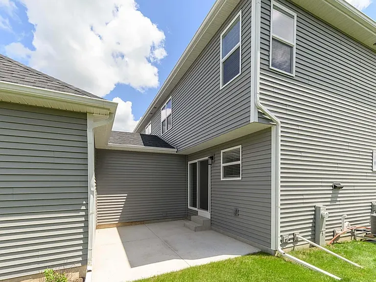 1674 Happy Trails Rd — Photo 7