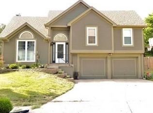 7921 N Wyoming Ct, Kansas City, MO 64118