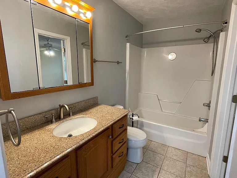 2441 Silver Palm Ln — Photo 9