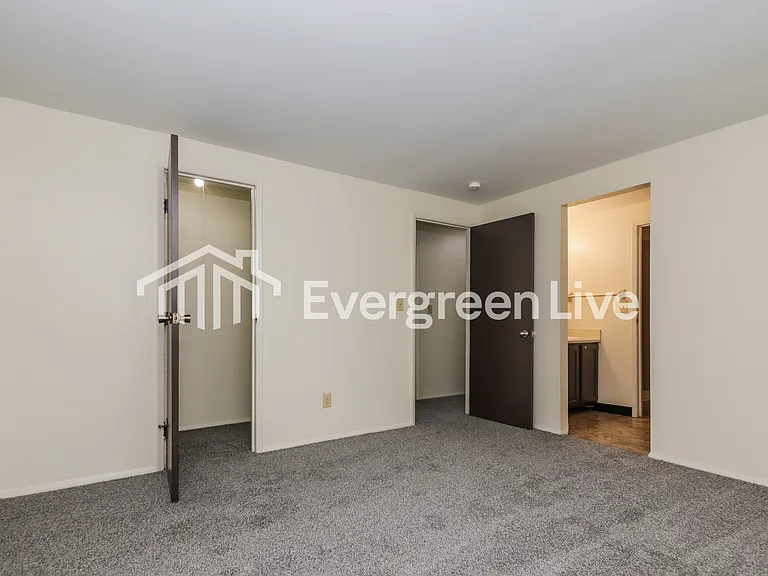 7131 Kismet Pl — Photo 9