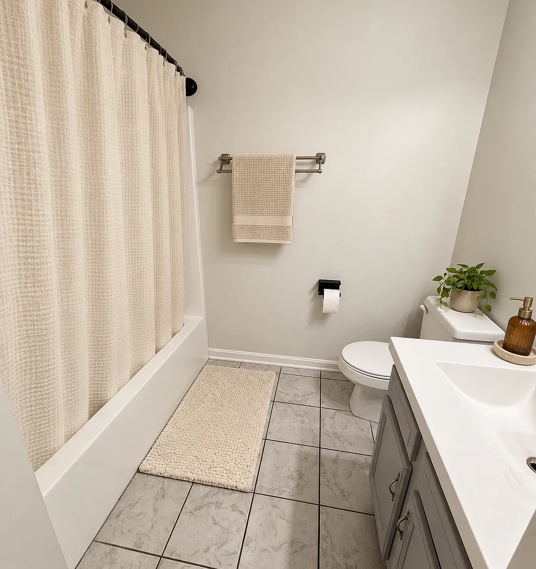 2 bed, 903 sqft, $1,800 — Photo 2