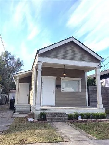 7522 Freret St #FRONT