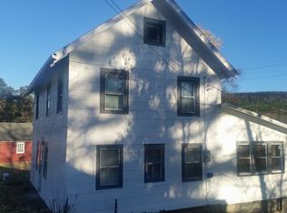 378 Tamarac Rd, Troy, NY 12180