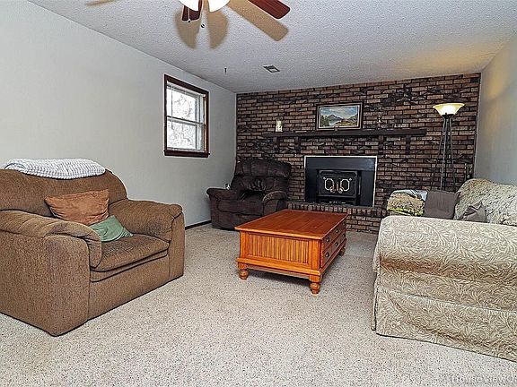 5th image of 2225 Earleen Dr