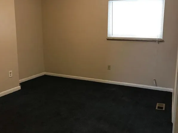 Carrick NEW 4 bedroom apartment. Section 8 accepted, 241 Reifert St #1, Pittsburgh, PA 15210