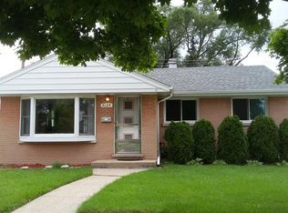 3124 Cleveland Ave, Brookfield, IL 60513