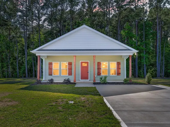 310 S Eastwood Dr Lot 10, Benson, NC 27504