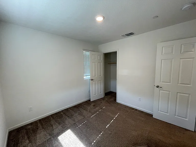3284 Auburn Leaf Loop — Photo 2