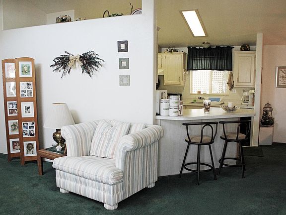 4th image of 200 S Emerald Dr Space 89