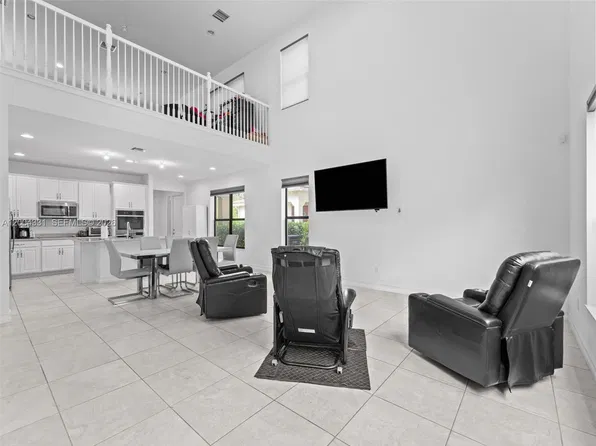 10105 Brickhill Dr, Boca Raton, FL 33428