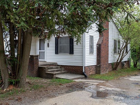 2nd image of 312 S Race St