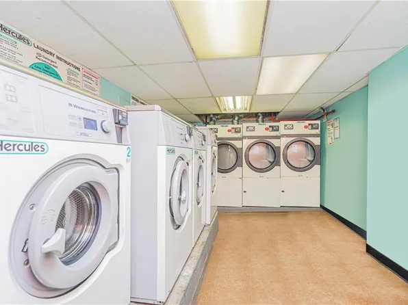 2626 Homecrest Avenue image 7 of 8