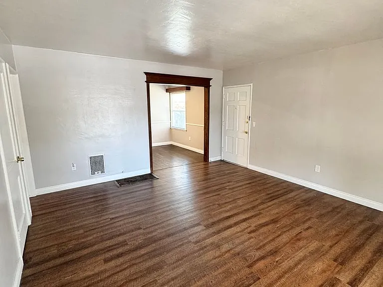 2444 Pacific Ave — Photo 19