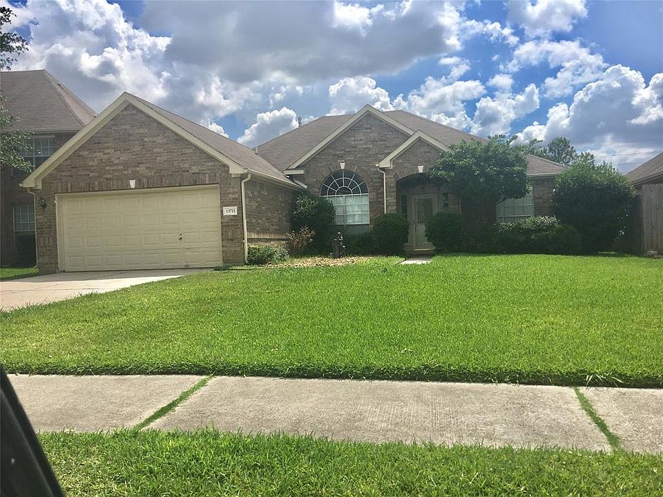 1st image of 13711 Daehne Dr