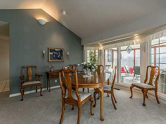 5th image of 1 Crieff Ln