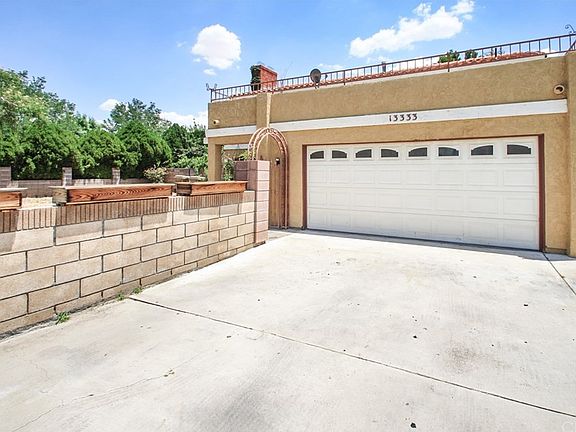 2nd image of 13333 Country Club Dr