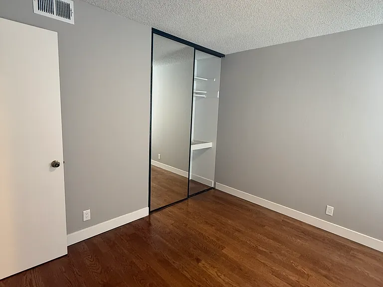 4345 Clement St #2 — Photo 17