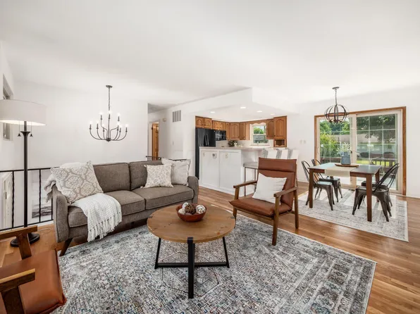 430 Oberlin St, Gahanna, OH 43230