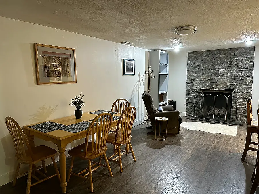 2 bed, 900 sqft, $1,500 — Photo 4