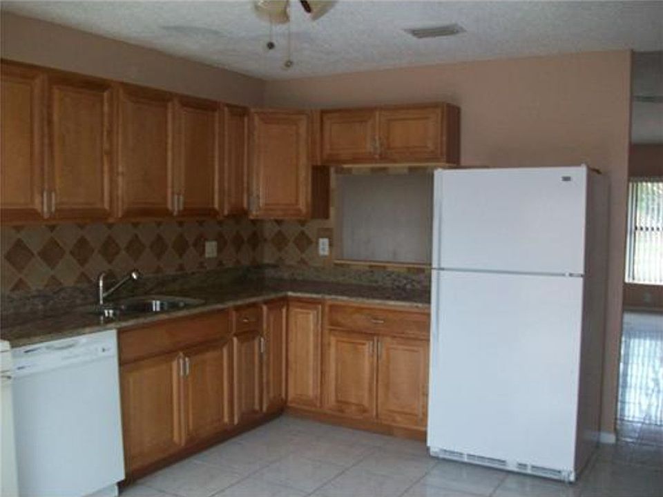 1st image of 5805 Aurora Ct