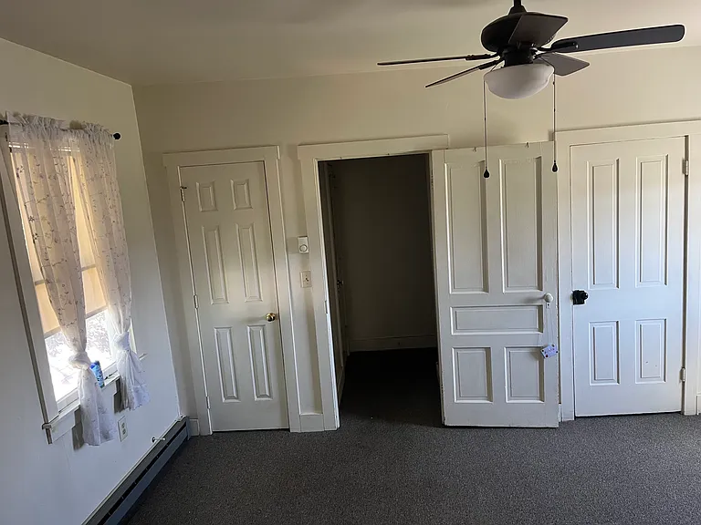 127 N Market Ave #127 — Photo 7