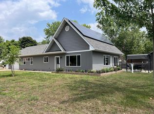 122 7th Ave, Shell Lake, WI 54871