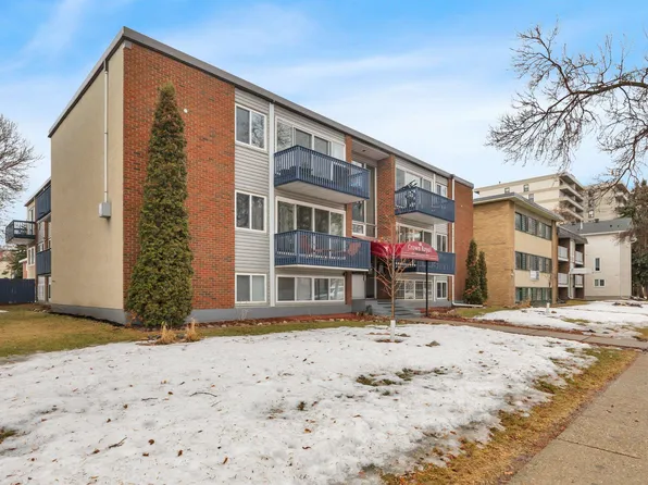 10225 114th St NW #203, Edmonton, AB T5K 1S1