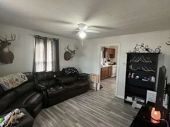 324 Lindel St, Tilden, IL 62292