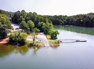 237 Chestnut Dr, Westminster, SC 29693