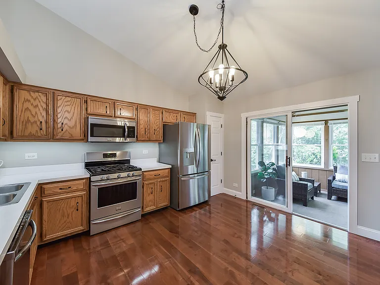 2067 Childs Ct — Photo 4