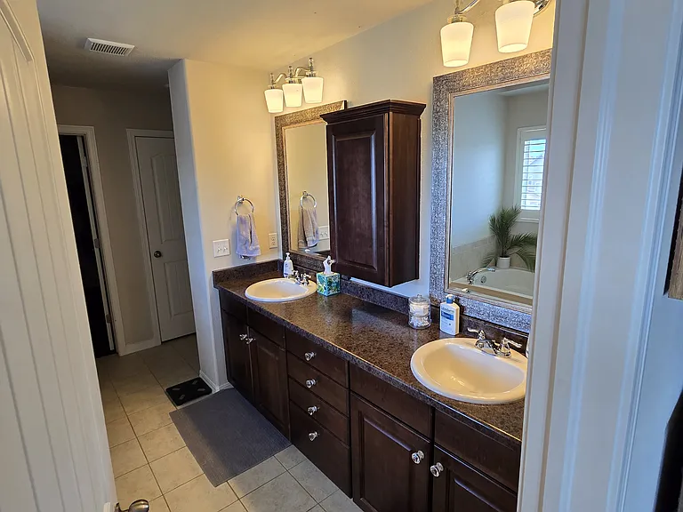6935 New Meadow Dr — Photo 9
