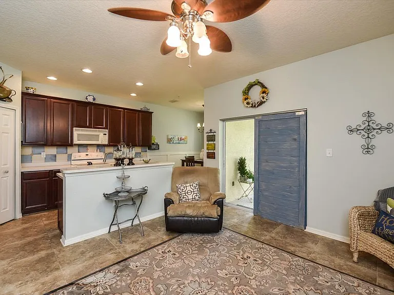 3413 Parkridge Cir — Photo 13