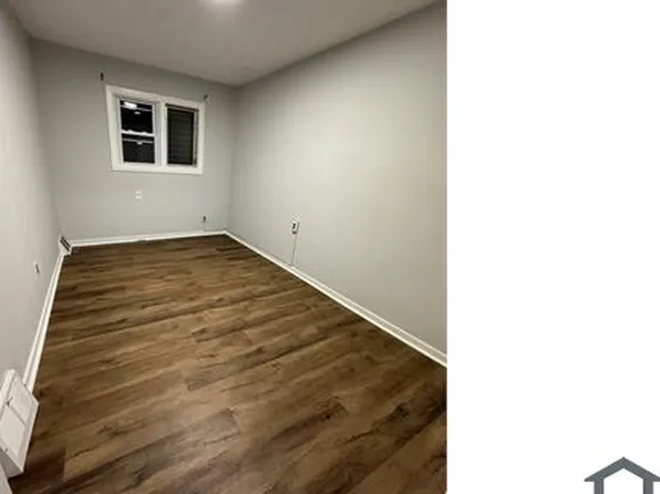 1018 Barker Rd, Sharon Hill, PA 19079