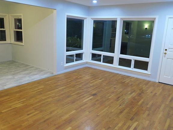 4th image of 16203 Taylor Ct