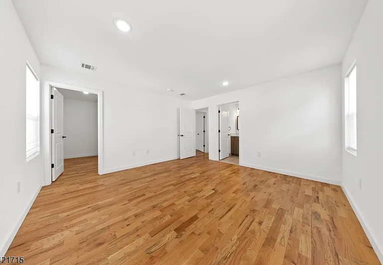 735 Seaport Dr #2 — Photo 21