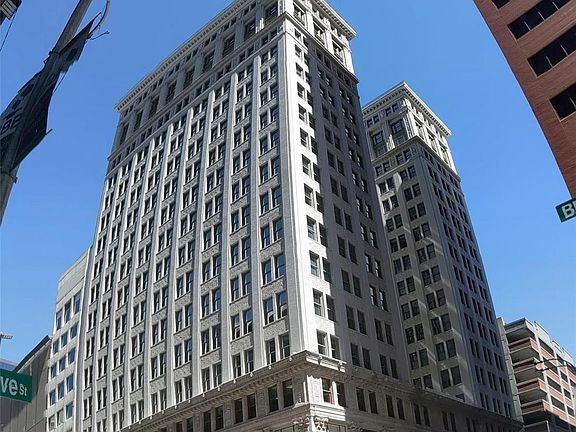 3rd image of 314 N Broadway Ave #1104