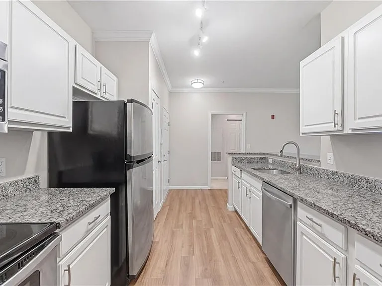 1000 Providence Pl #162-162-162 — Photo 3