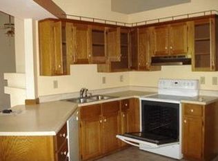 211 Ridgestone Dr, Warner Robins, GA 31088